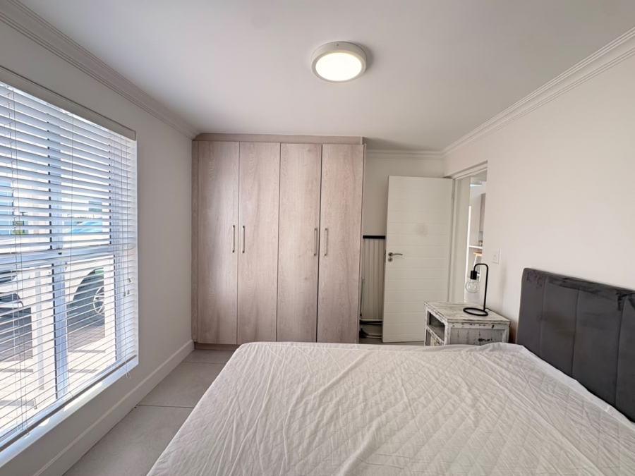 To Let 2 Bedroom Property for Rent in Da Gama Village Western Cape